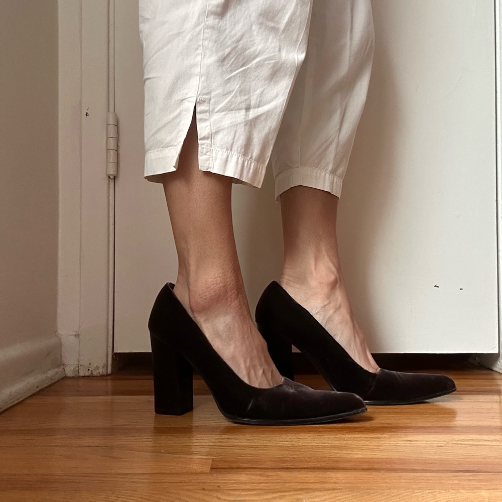 Prada 90’s Chocolate Brown Velvet Block Heel Pumps - Women